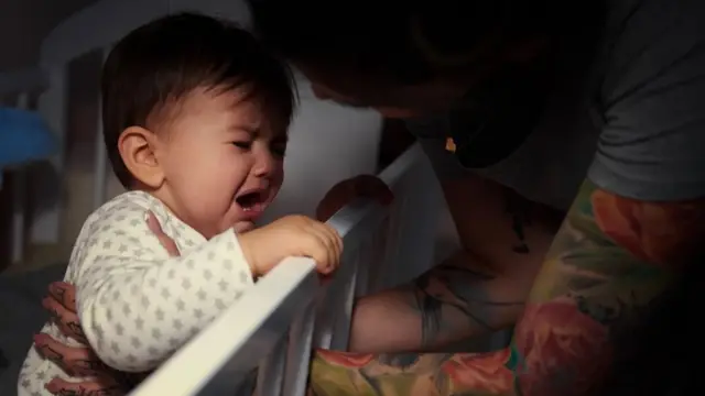 Warum viele Babys abends besonders unruhig sind